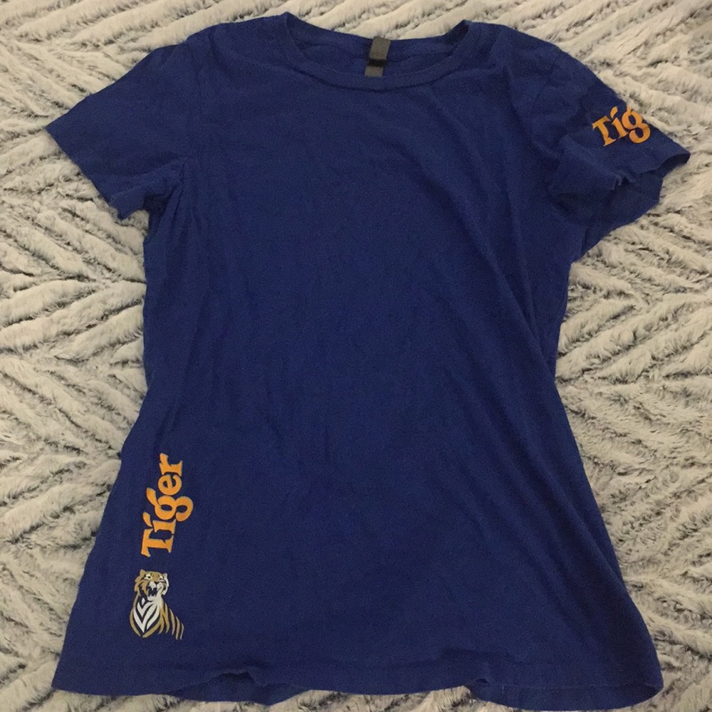 Blue tiger shirt